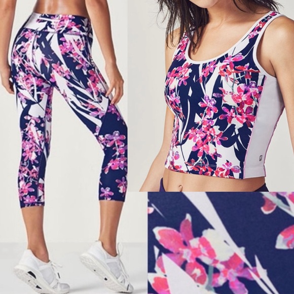 Fabletics Xs set - Picture 1 of 9